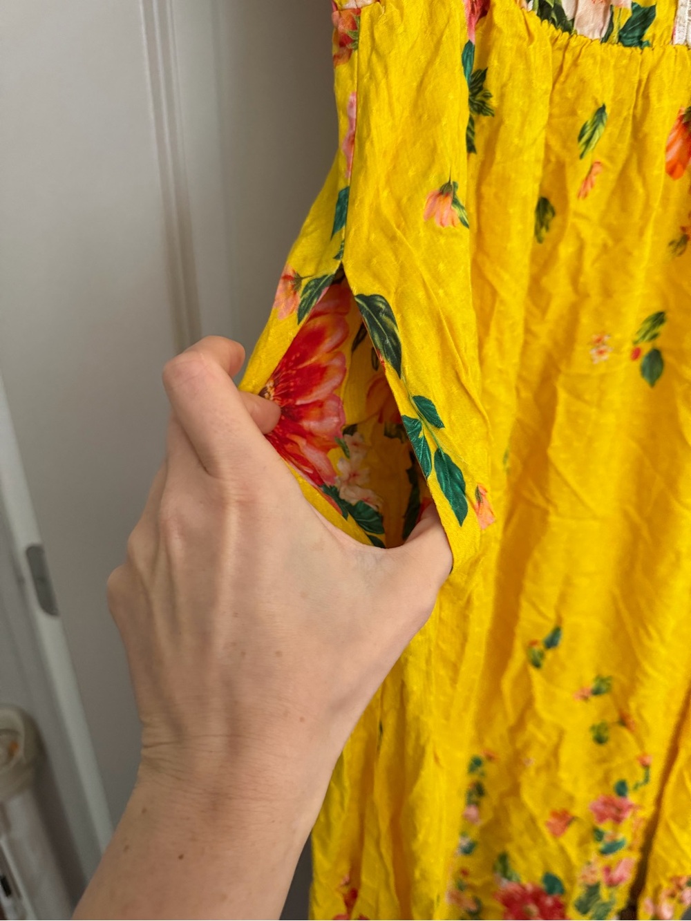 Farm Rio x Anthropologie - Samara Floral Maci Dress NWOT sz M - Picture 7 of 13